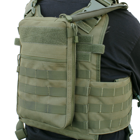A person wears the Condor Tidepool Hydration Carrier in Scorpion OCP, featuring MOLLE webbing, a zippered back pouch, and adjustable shoulder straps—perfect for military or law enforcement use.