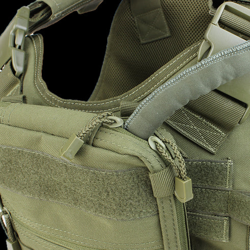 Close-up of the Condor Tidepool Hydration Carrier in Scorpion OCP, featuring zippers, buckles, MOLLE webbing, and reinforced stitching—perfect for military or first responder use.