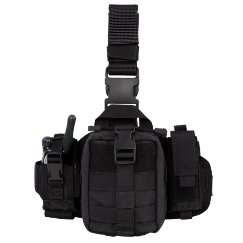 The Condor EMT Leg Rig features adjustable straps, a front pouch, side compartments, and a visible radio antenna slot—making it ideal for bushcraft adventures or use at the shooting range.