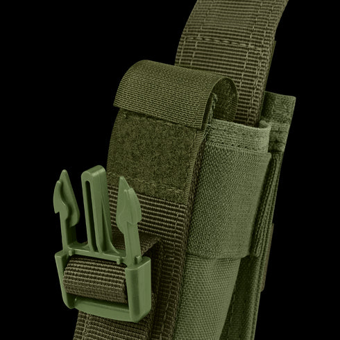 A close-up view of the Condor Single Flashbang Pouch in green, made of tactical nylon with a plastic buckle and Velcro strap.