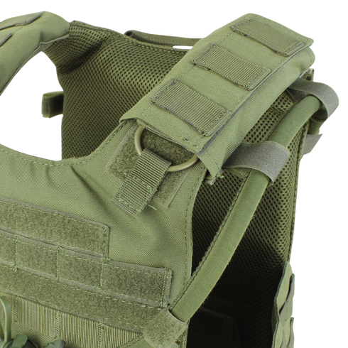 Close-up of the Condor Gunner Plate Carrier in MultiCam, featuring adjustable shoulder straps, hook-and-loop panels, and MOLLE webbing for gear attachment.