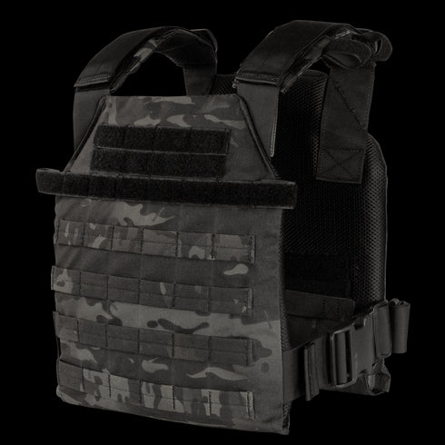 The Condor Sentry Plate Carrier in MultiCam Black features adjustable straps, front MOLLE webbing, and a side-release waist buckle for secure fit and utility.