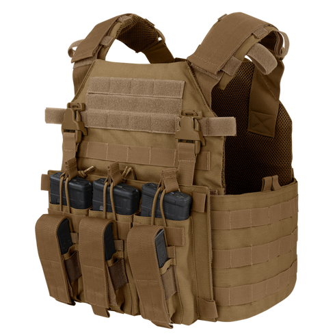 Condor Vanquish Plate Carrier in tan features a modular design with multiple pouches for black rifle magazines, displayed on a white background.