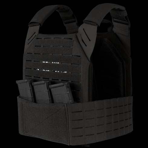 The Condor Elite LCS Vanquish Plate Carrier by Condor features adjustable shoulder straps, MOLLE webbing, and three front rifle mag pouches—ideal for military or first responder use.