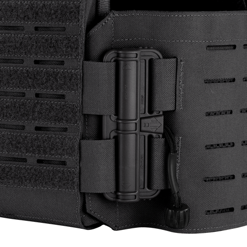 Close-up of the Condor Vanquish RS Plate Carrier in black, featuring a secured radio attached to the side with nylon straps and a cord.