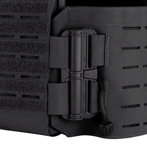 Close-up of the Condor Vanquish RS Plate Carrier in black, showing two horizontal straps securing a rectangular plastic component with an attached cord.