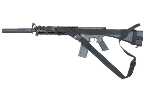 The Condor 3-Point Sling in black is perfect for securely carrying your semi-automatic rifle, making it ideal for bushcraft outings or training sessions at the shooting range.