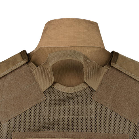 Close-up of the back of the Condor Elite Tactical Vest, featuring mesh fabric, padded shoulder straps, and a reinforced drag handle—ideal for law enforcement or bushcraft use.