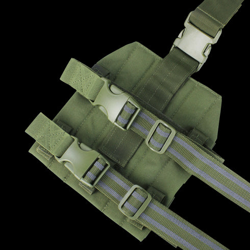 The Condor Drop Leg Platform - Scorpion OCP features adjustable straps and plastic buckles for secure attachment to your gear or clothing—perfect for bushcraft outings or first responder use.