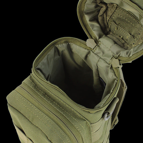 The Condor H2O Pouch in MultiCam is a tactical pouch featuring a zippered main compartment and visible internal lining, perfect for shooting range or law enforcement use.