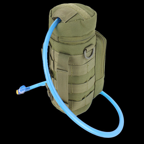 The Condor H2O Pouch - MultiCam features MOLLE webbing and a blue drinking tube, making it an ideal hydration pack for bushcraft or military use in tough outdoor conditions.