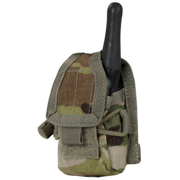 A Condor HHR Pouch in Scorpion OCP holds a black handheld radio with its antenna protruding.