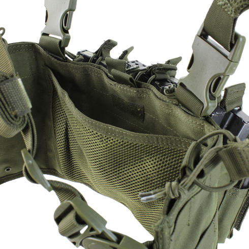 Close-up of the Condor Recon Chest Rig in MultiCam Black, featuring mesh internal pockets, adjustable straps, and clip fastenings—perfect for EDC or bushcraft.