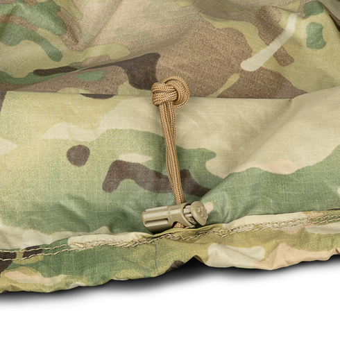 Close-up of the Condor Raincover 40L in MultiCam, featuring a tan drawstring and plastic cord lock.