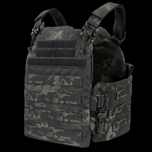 The Condor Cyclone RS Plate Carrier in MultiCam Black features MOLLE webbing, adjustable shoulder straps, hook-and-loop panels, and clip closures.