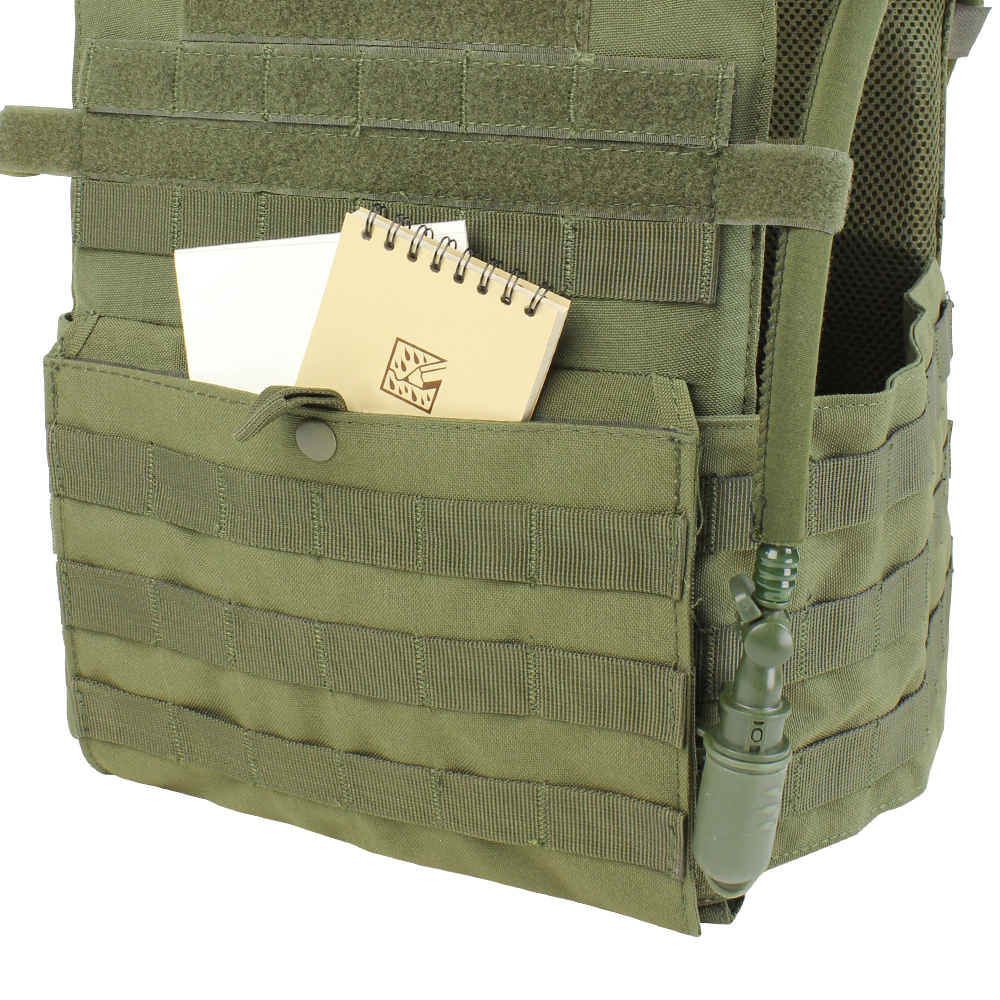 The Condor Gunner Plate Carrier in MultiCam features MOLLE webbing, a pocket storing a small spiral notebook and white card, plus a hydration tube with bite valve.