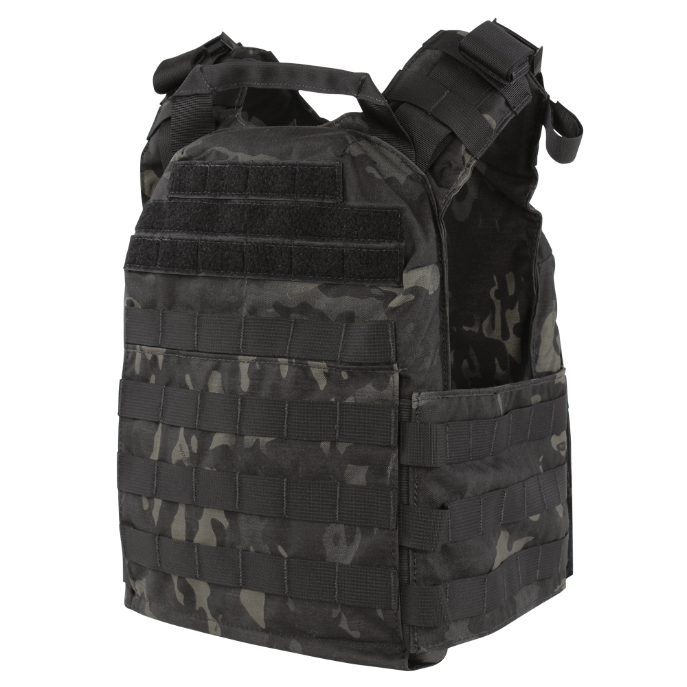 The Condor Cyclone Plate Carrier in MultiCam Black features multiple attachment points and adjustable shoulder straps, offering secure gear carriage and protection.